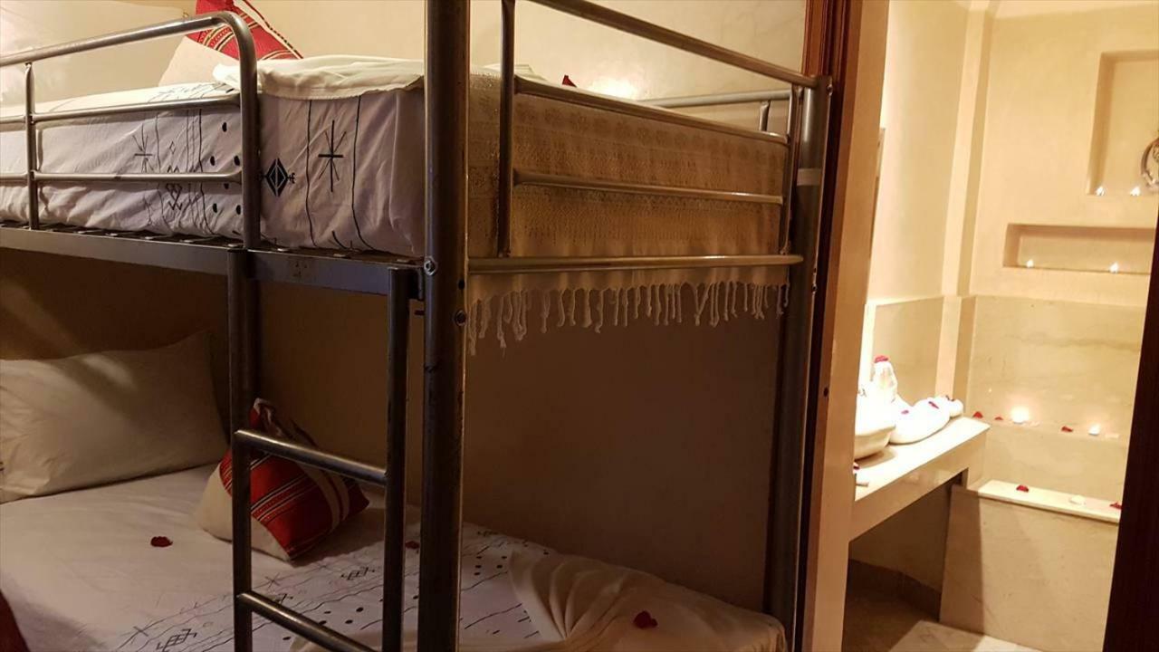 Hostel Beautiful Dreams มาร์ราเกช ภายนอก รูปภาพ